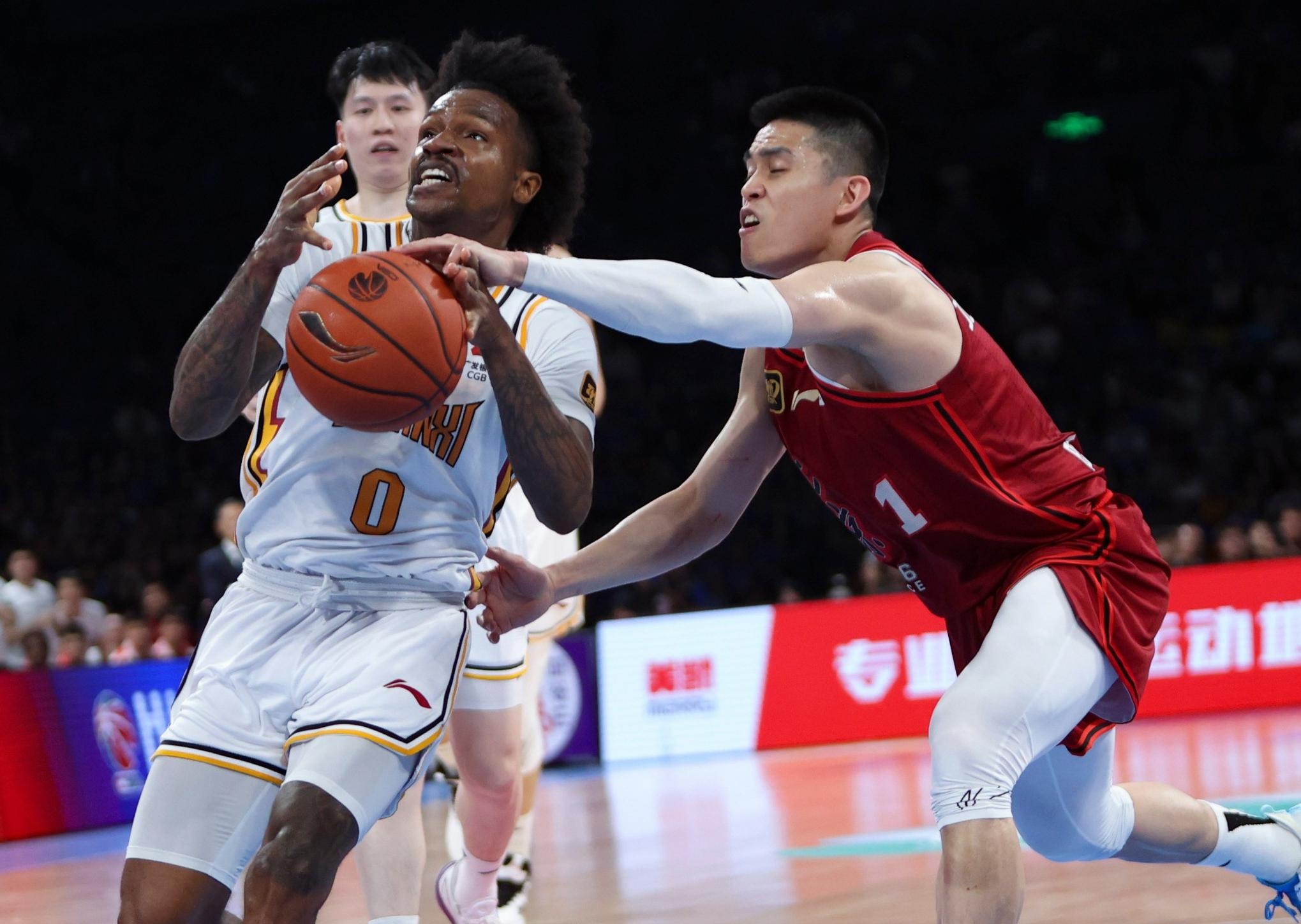 今晚NBA总决赛焦点战，北京国安外线爆发，底气十足，阵容厚度经受考验的简单介绍